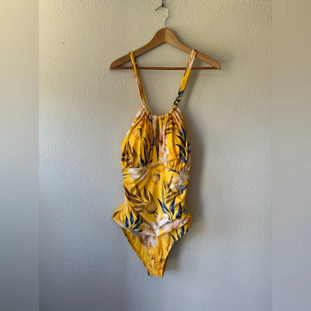 LA BLANCA Butter Yellow Hawaiian Floral Adjustable One Piece - Picture 2 of 8